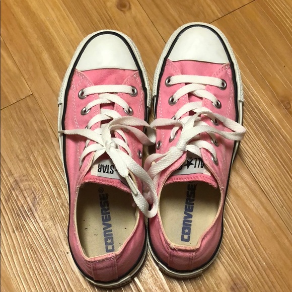Women’s pink Converse size 6 - Picture 2 of 5